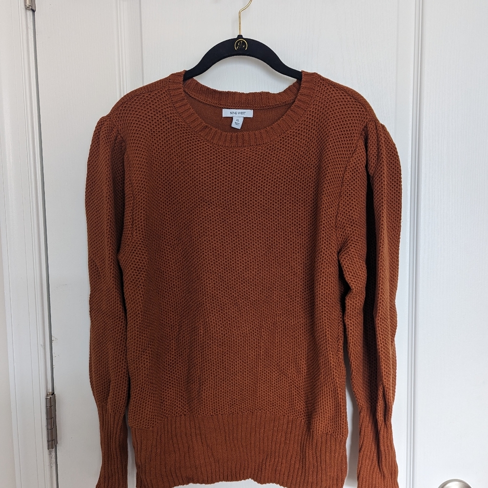 Balloon sleeve sweater